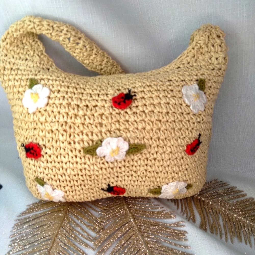 Capelli Straworld ladybug and daisy embroidered purse